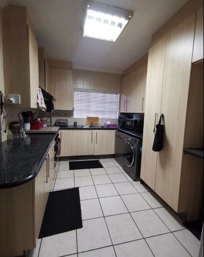 3 Bedroom Property for Sale in Vaalpark Free State